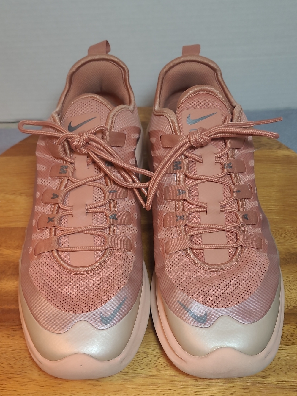 Nike Air Max Axis Terra Blush Rose Pink Mesh Lace-Up Sneakers Womens Size 9